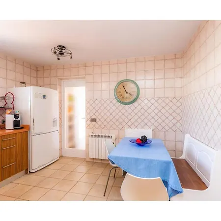 Holiday home Amazing In With Wifi *